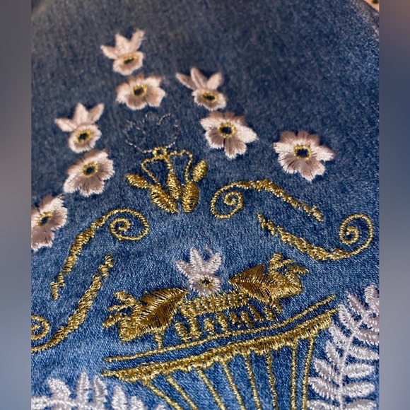 Venus Women’s Skinny Jeans with Embroidered Embellishments Med BLU Wash Size 6 - Picture 4 of 5